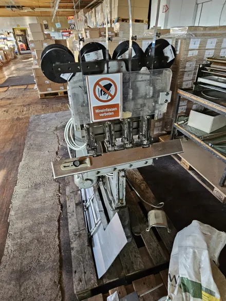 Boston Monotype 4 head stitching machine BOSTON Stitching machine – RESALE
