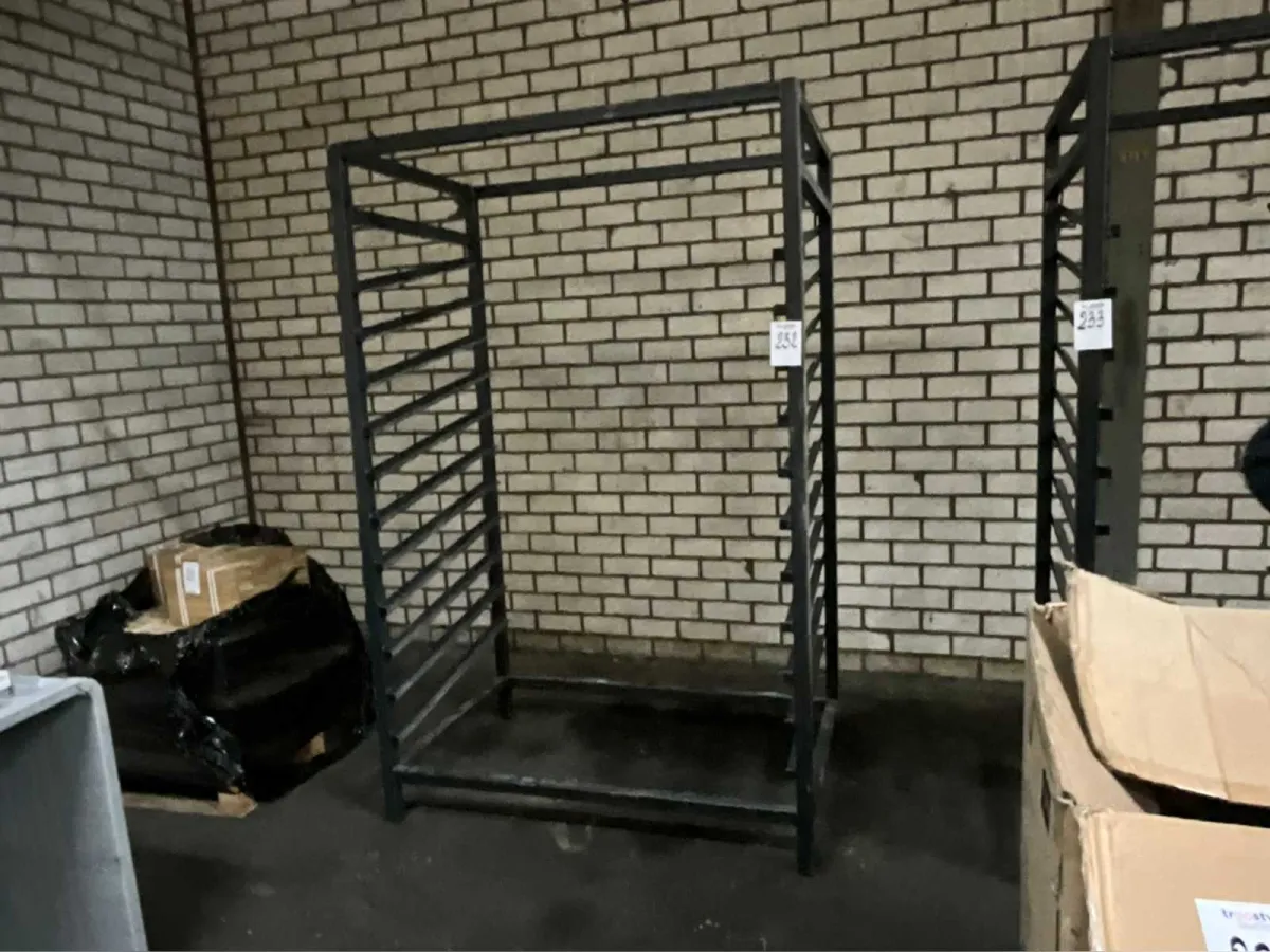 Warehouse storage