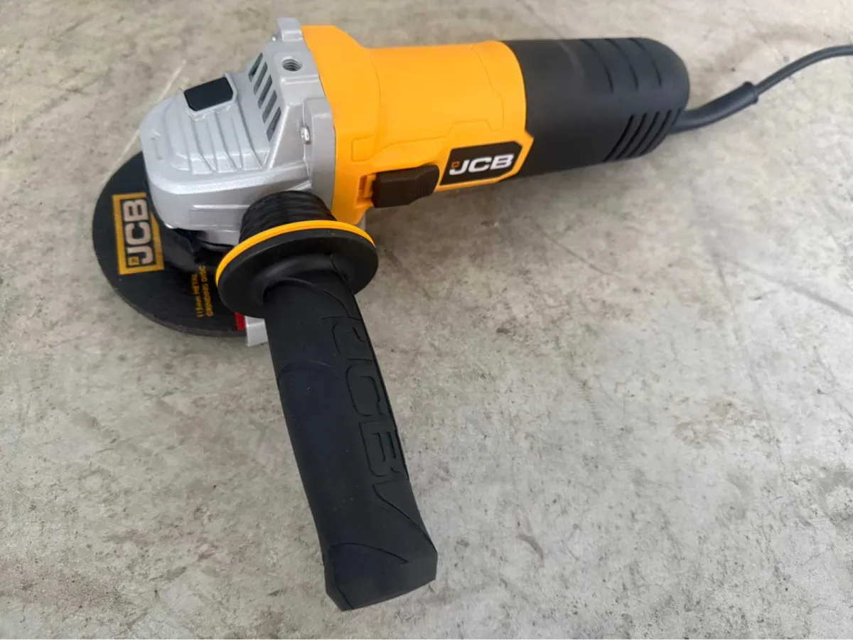 JCB Winkelschleifer 600 Watt