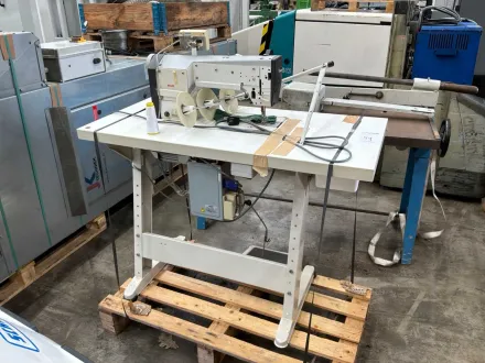PFAFF Industrial 0581-510/001 PLUS Nähmaschine – RESALE