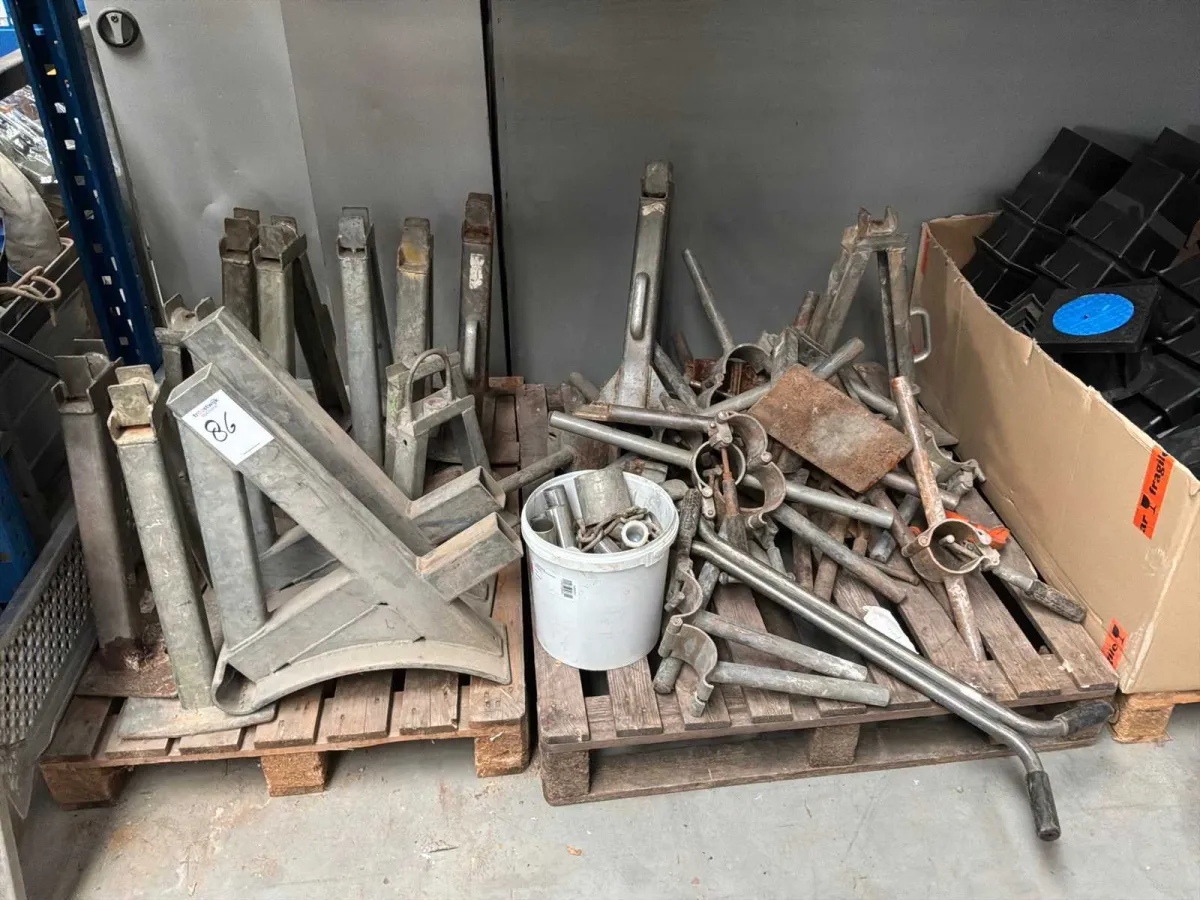 Material clamps