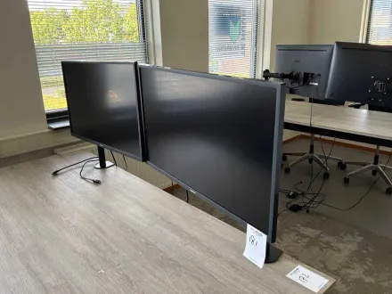 Samsung-Monitor (2x) – RESALE