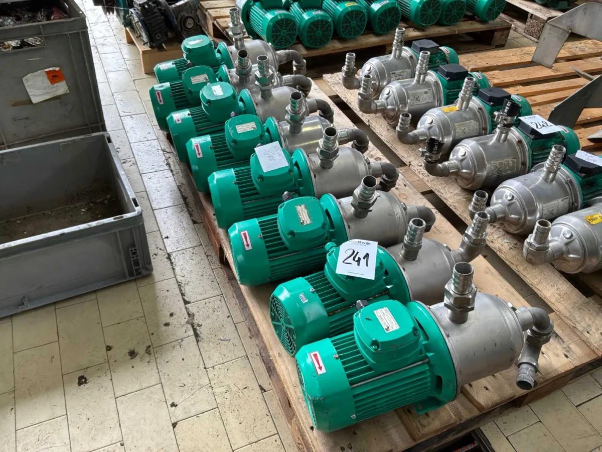 WILO Water Pumps (8x)