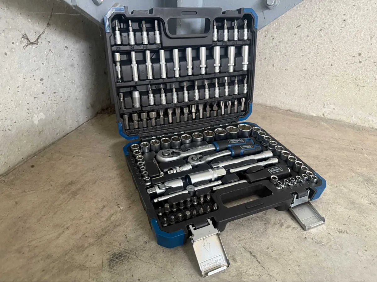 Scheppach 108-piece tool set
