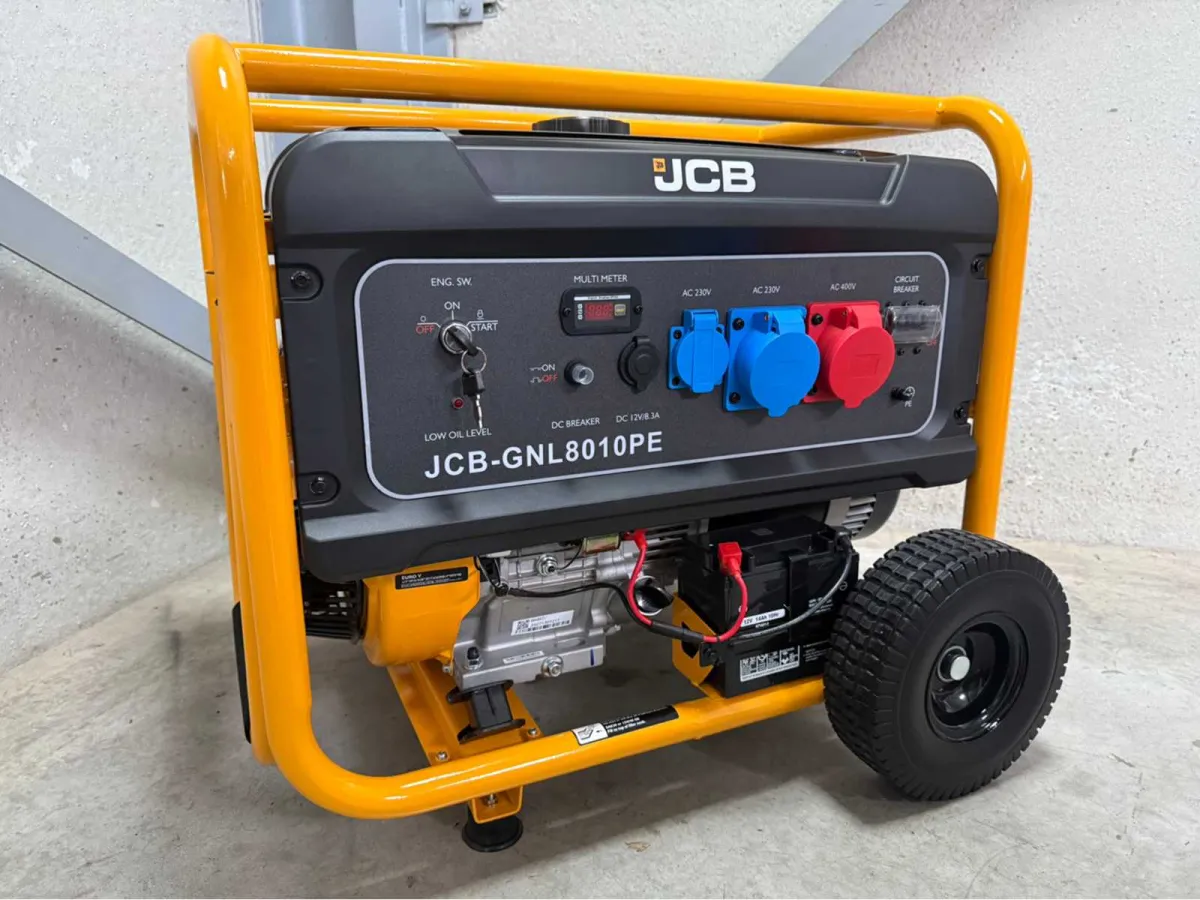JCB 7500 Watt Benzingenerator