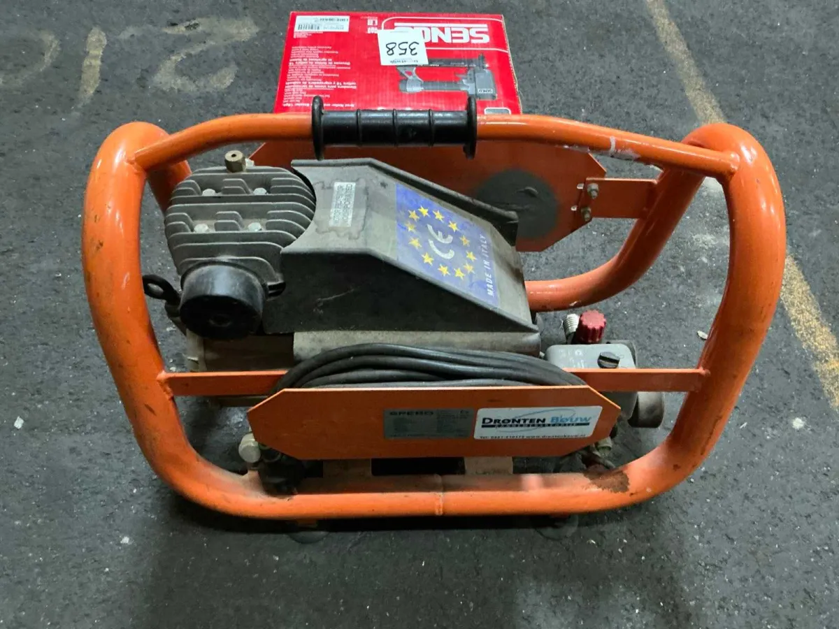 Spero + Senco Compressor with stapler