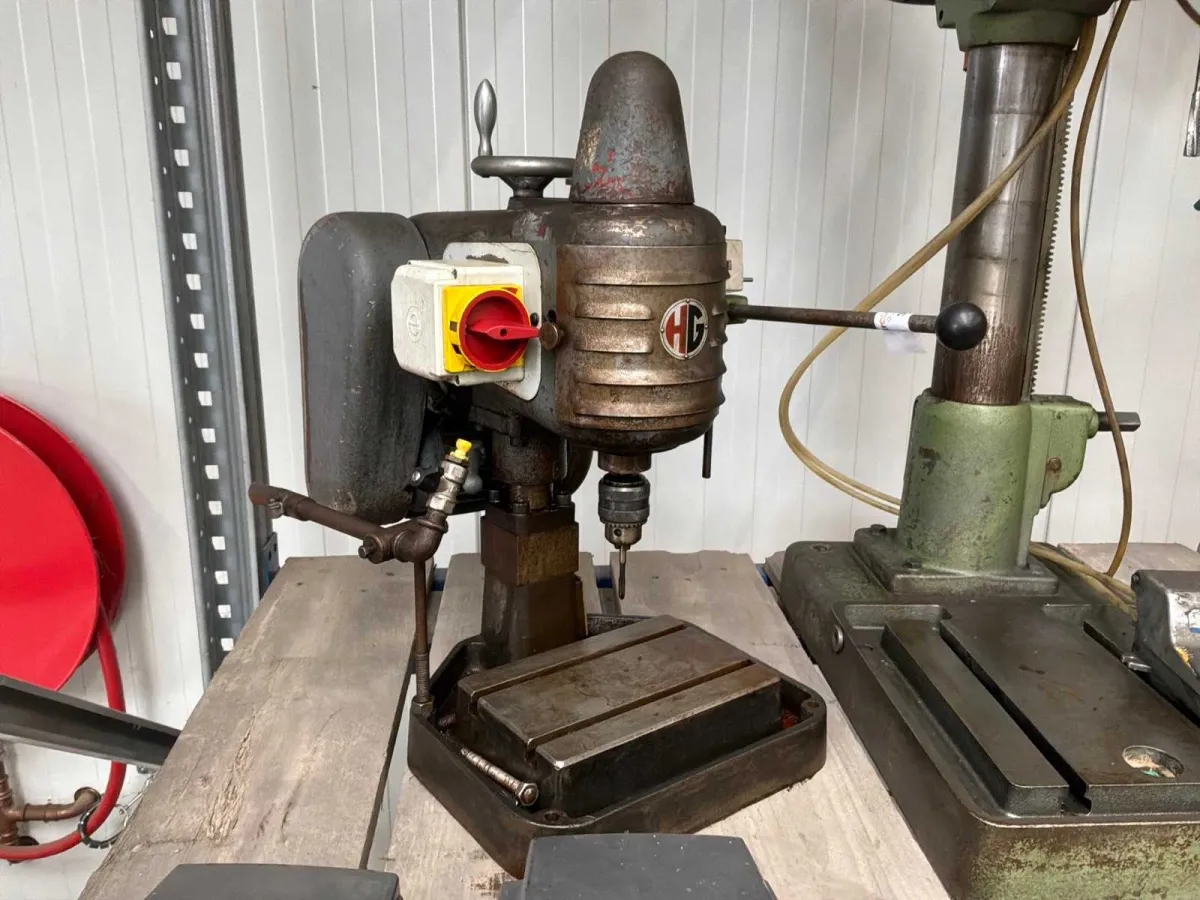 HG-Tischbohrmaschine