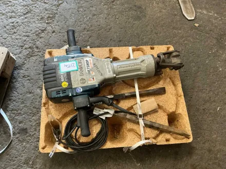 BOSCH - GSH 27 VC - Abbruchhammer – RESALE