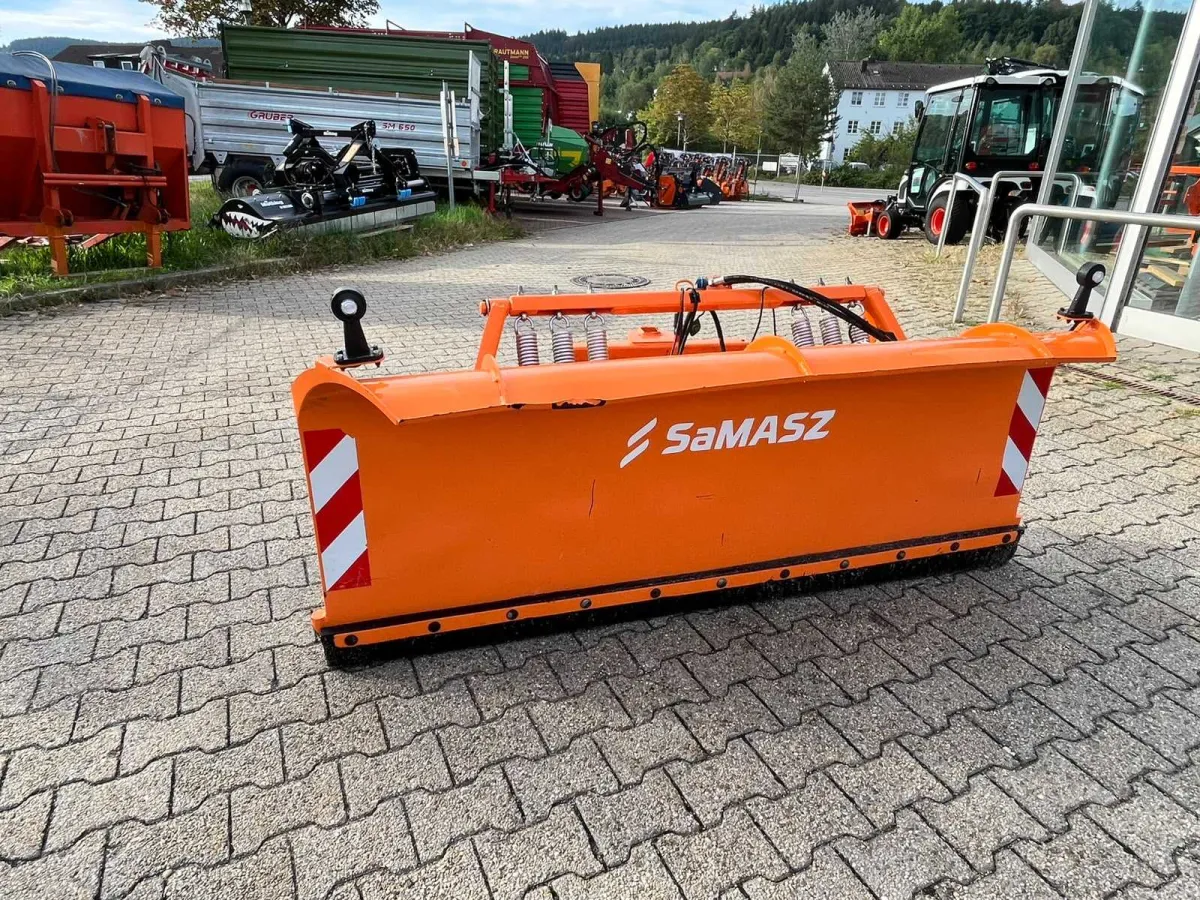 2019 - Samasz - Schneeräumschild