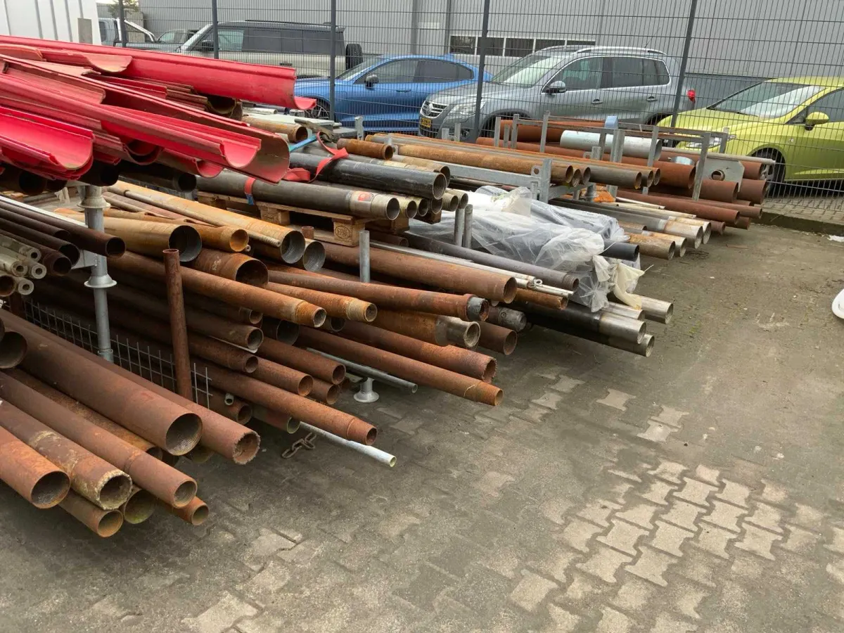Lote de piezas de sinfín y misceláneos