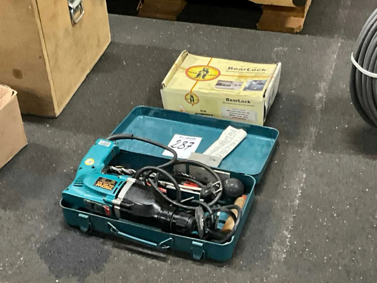 Makita HR 2000 Drill and Car Security System