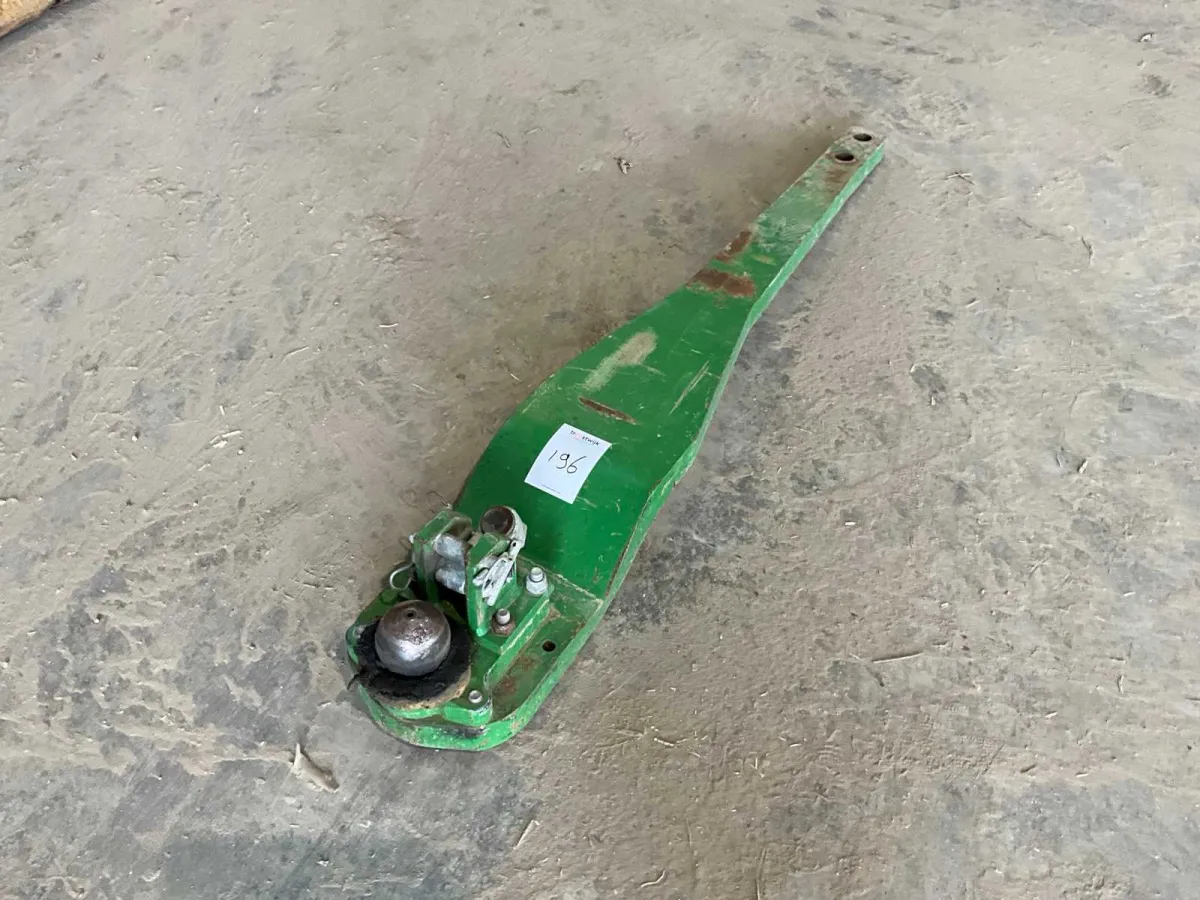 John Deere 8370 RT K80 unter der Zugstange