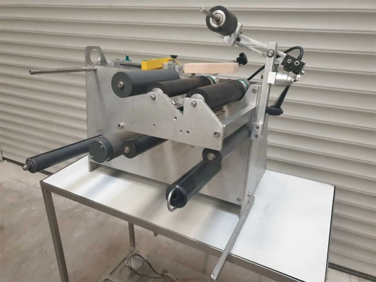 QUENARD - Labeling head