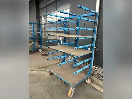Verschiedene - Weiteres Lager Inventar (20x) – RESALE