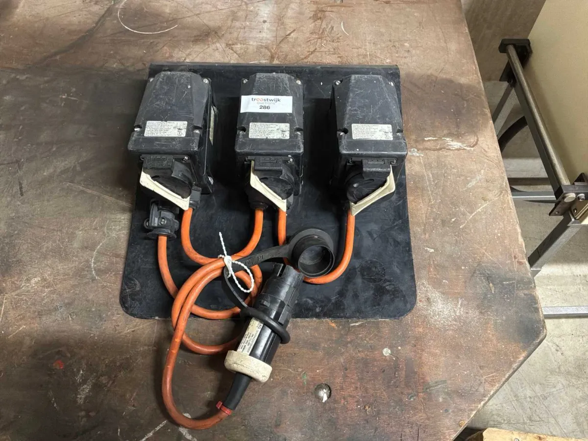 CEAG GHG5422312V0000 Explosion Proof Plug/Switch