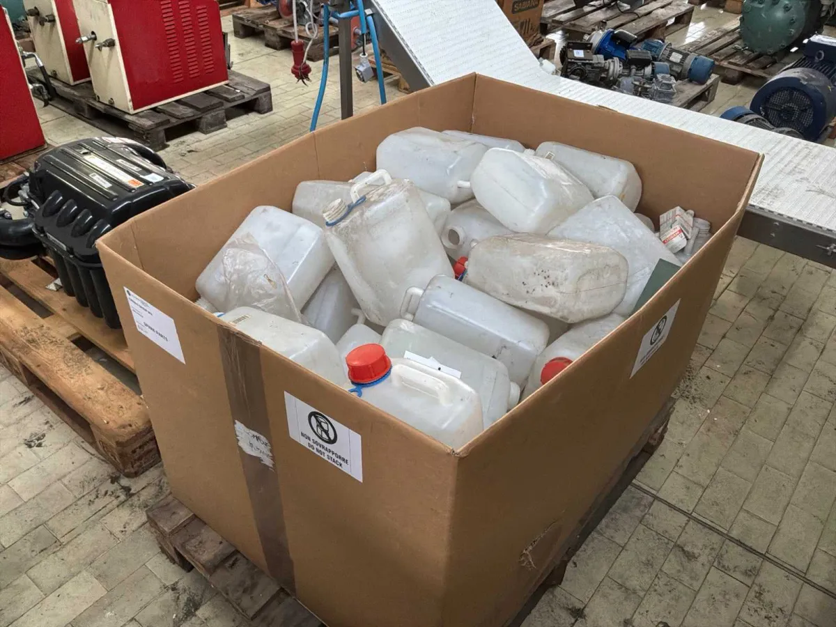 Plastic drums