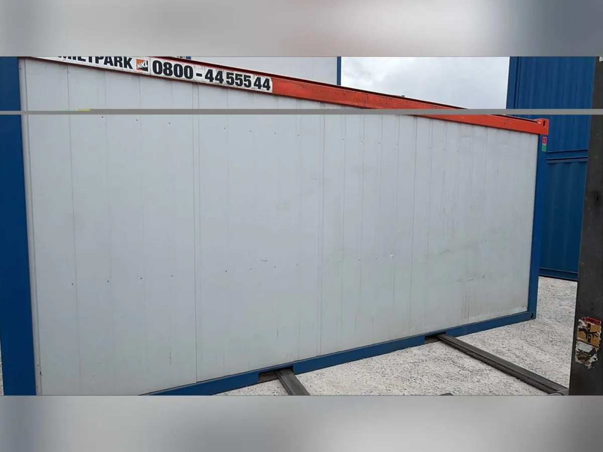 CONTAINEX STANDARD CONTAINER 20' Container - Defective