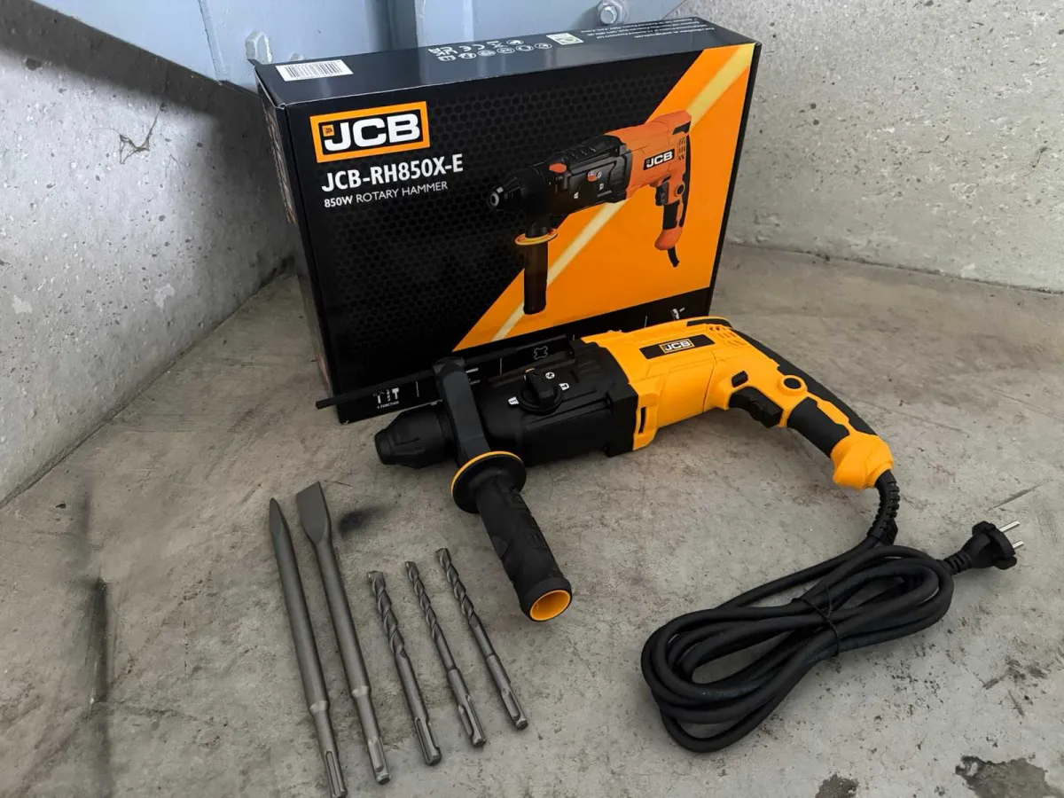 Martello rotante e rompifiamme JCB