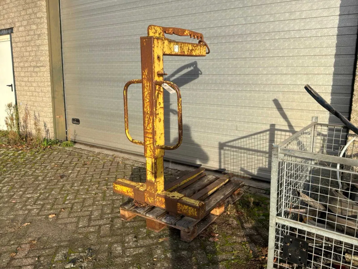 Bomaco Adjustable pallet hook
