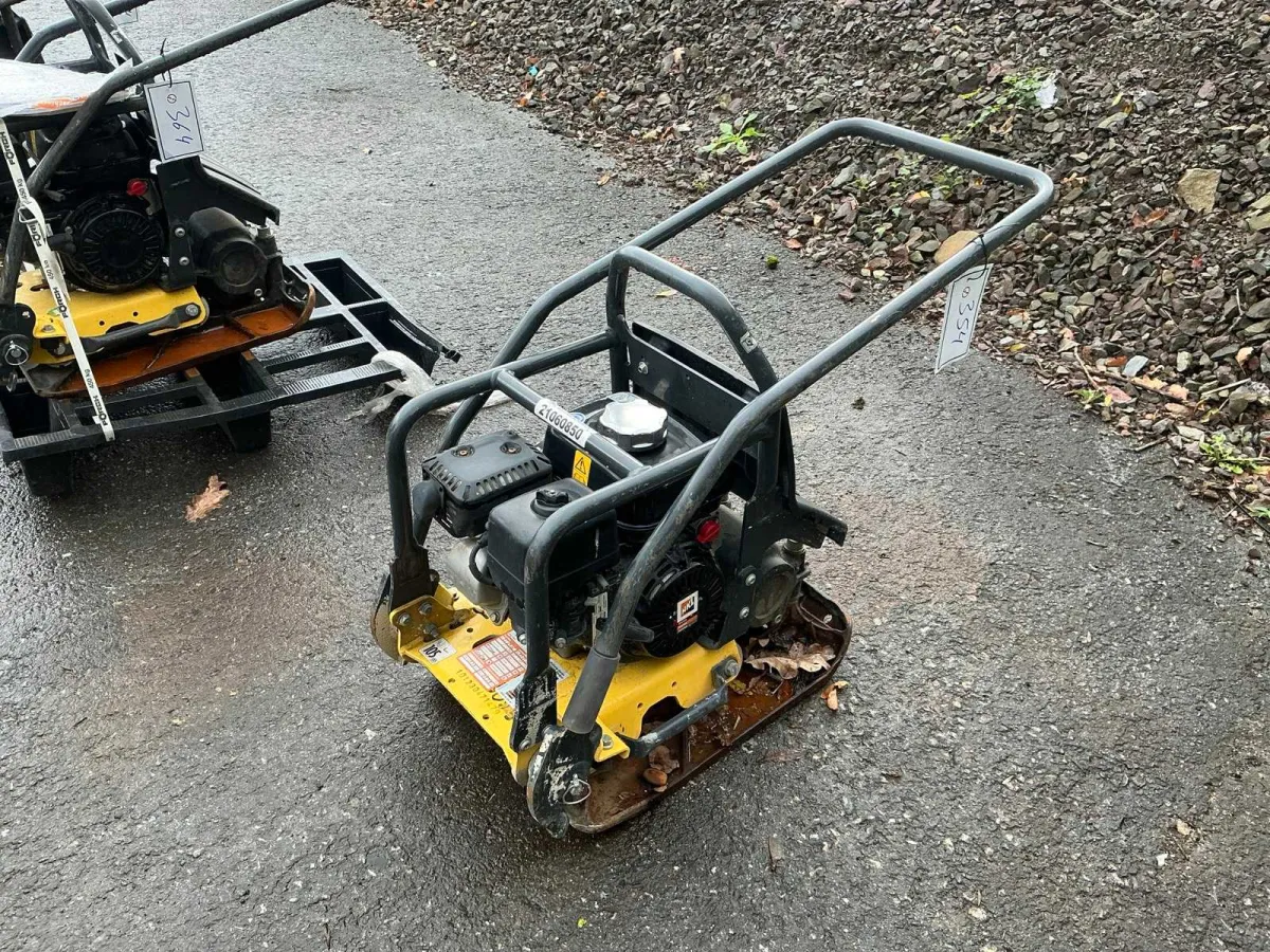 BOMAG - 2021 - TA 12/40 - Plaque vibratoire frontale