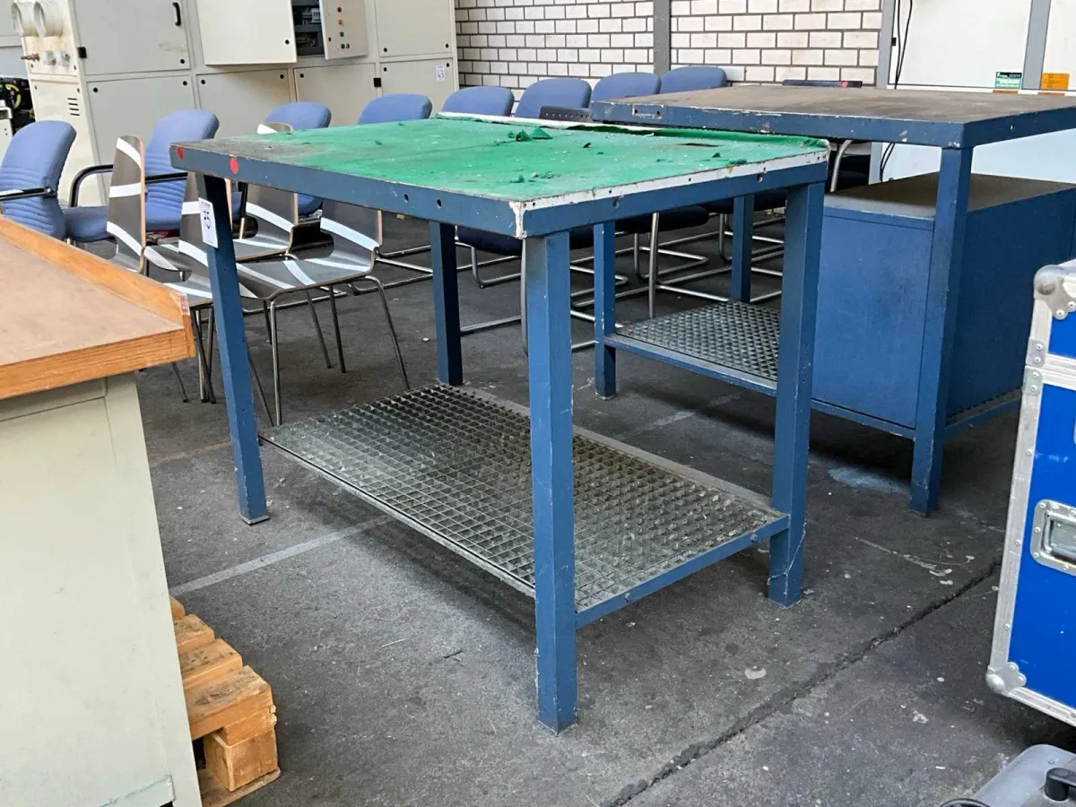 Arbeitstisch