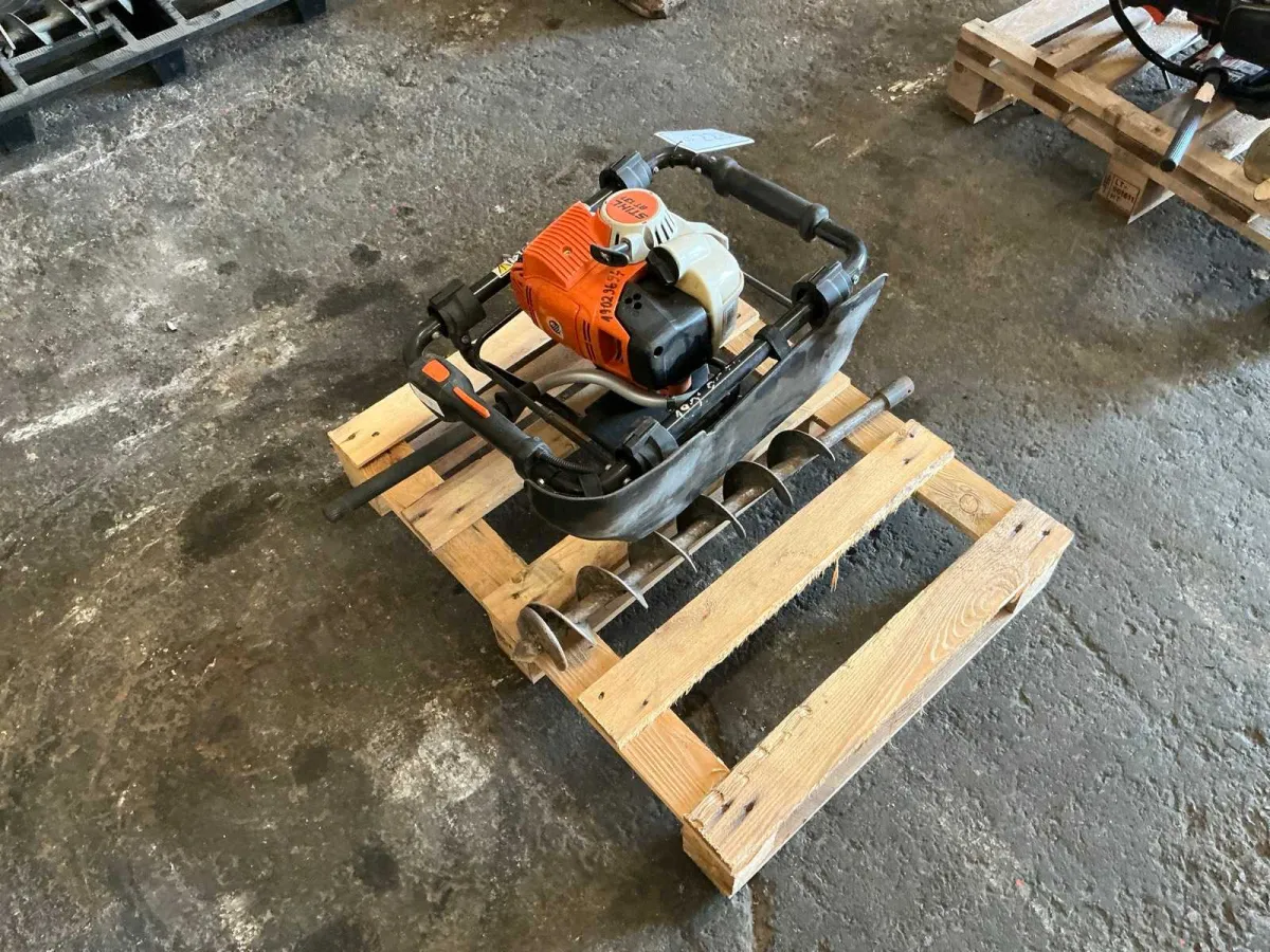 STIHL - BT 131 - Erdbohrer