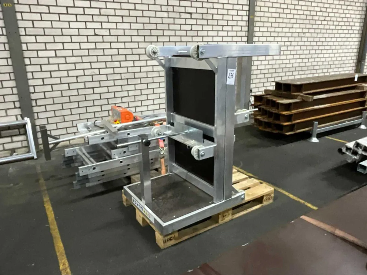 Roof Elevator