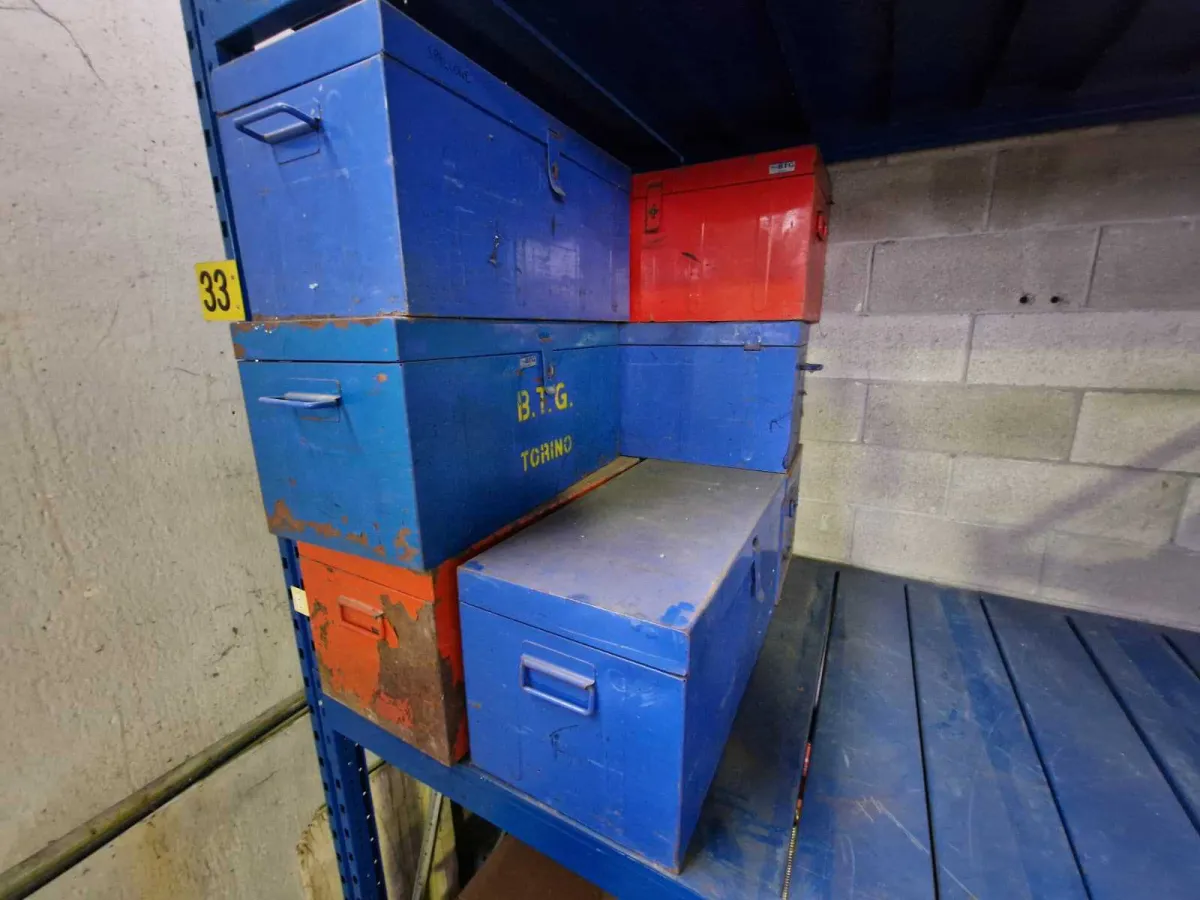 Cajas metálicas (7x)