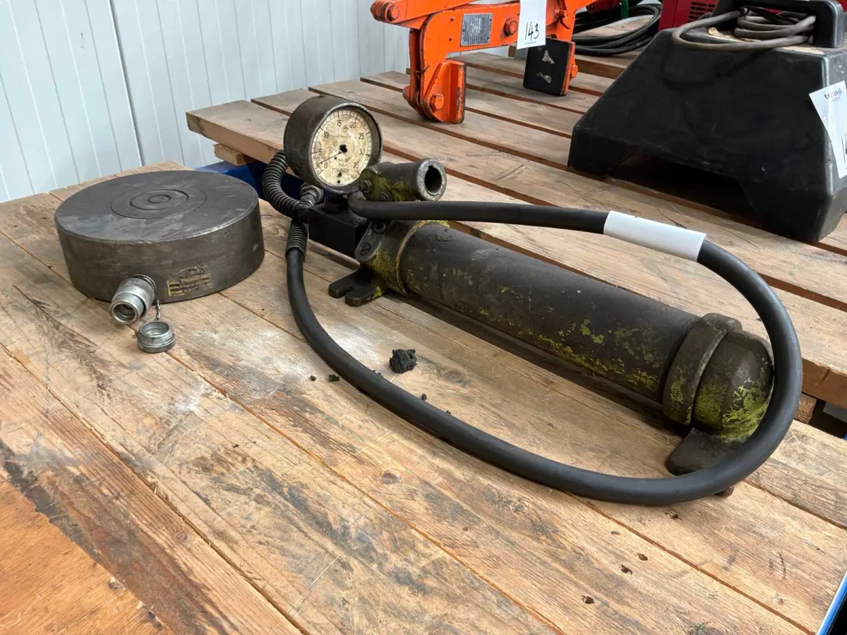 Hydraulische Handpumpe mit Schnecke