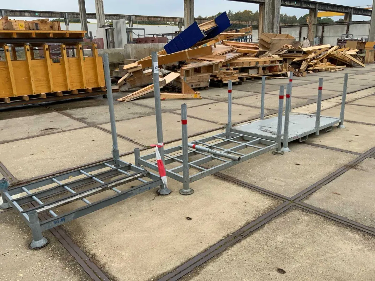 Stacking yoke (3x)