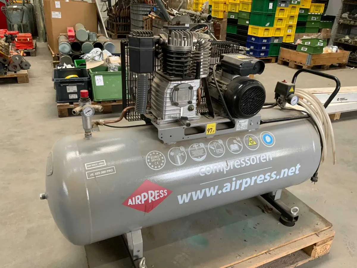 2021 Airpress HL425-200 PRO Luftkompressor