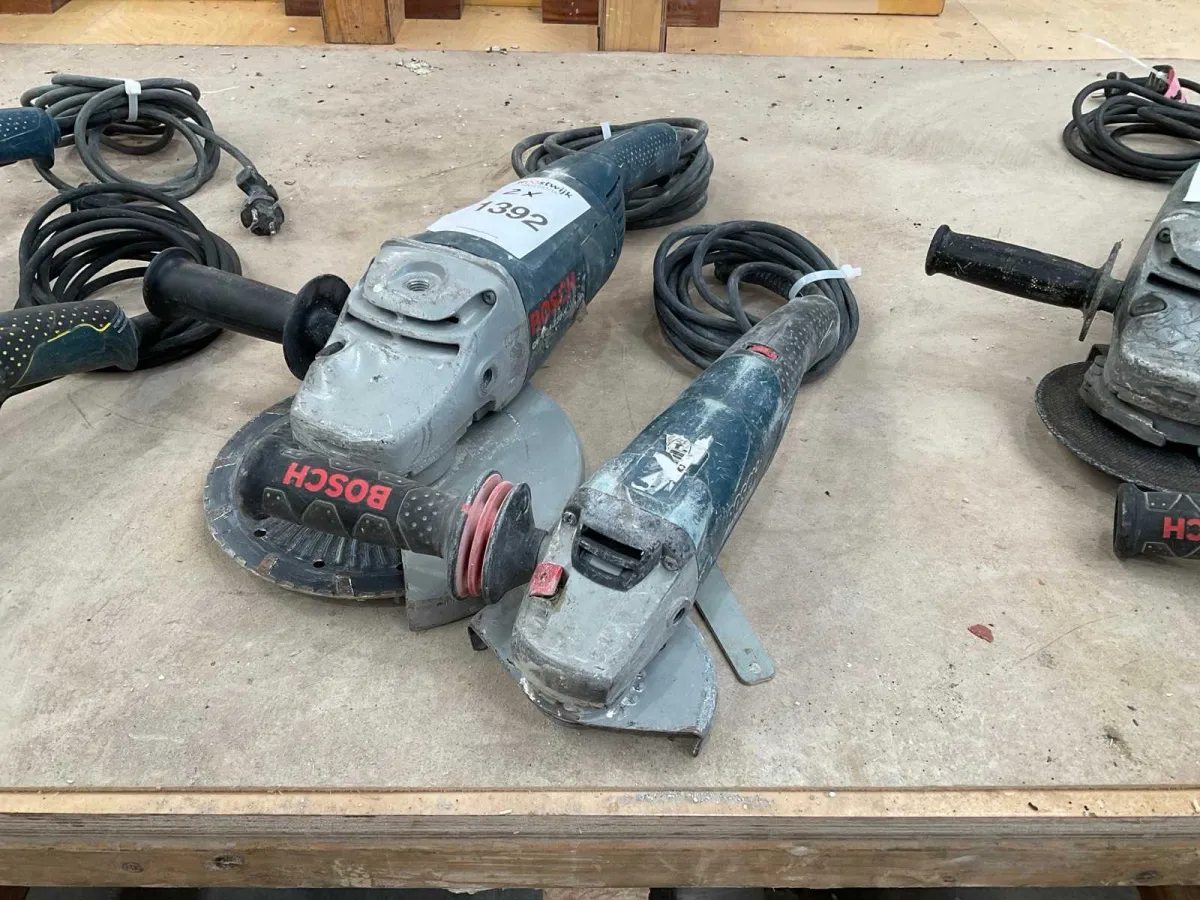 Bosch Professioneller Winkelschleifer (2x)