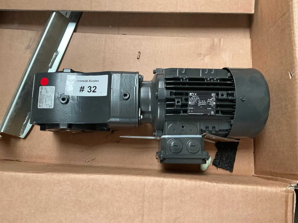 2023 Nord SK90LP/4 TF Elektromotor - Getriebemotor