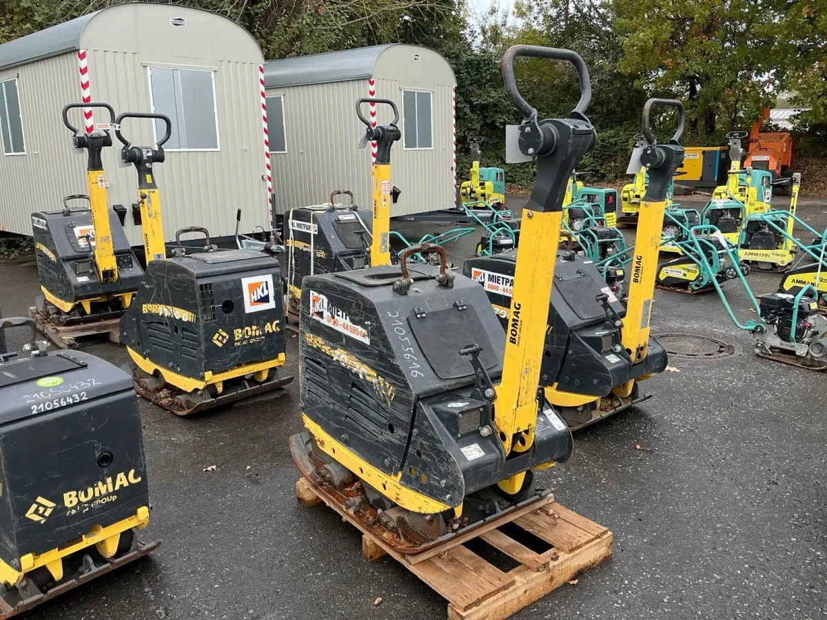 Compacteur à plaque BOMAG BPR 70/70 D 2021