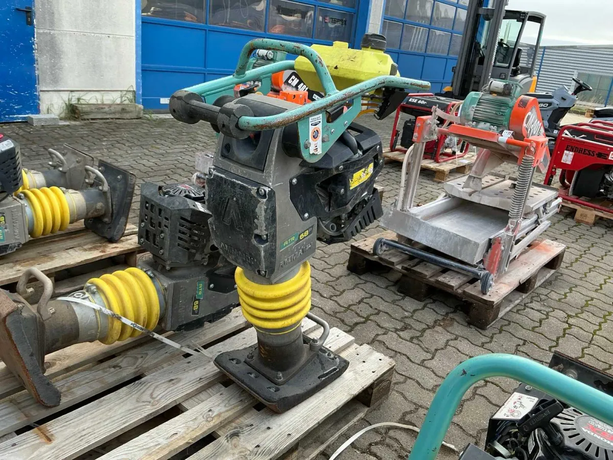 AMMANN - 2021 - ATR 68P - Hammer/Stampfer