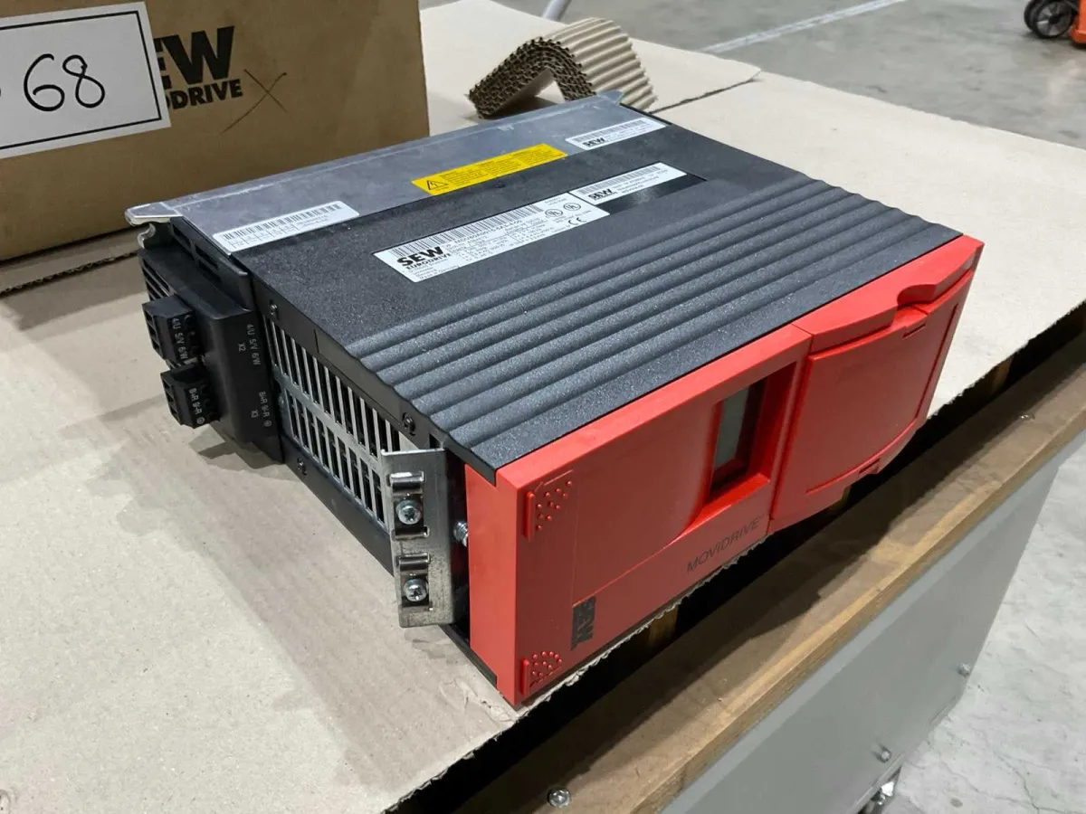 SEW - MDV60A0015-5A3-4-00 - Umrichter