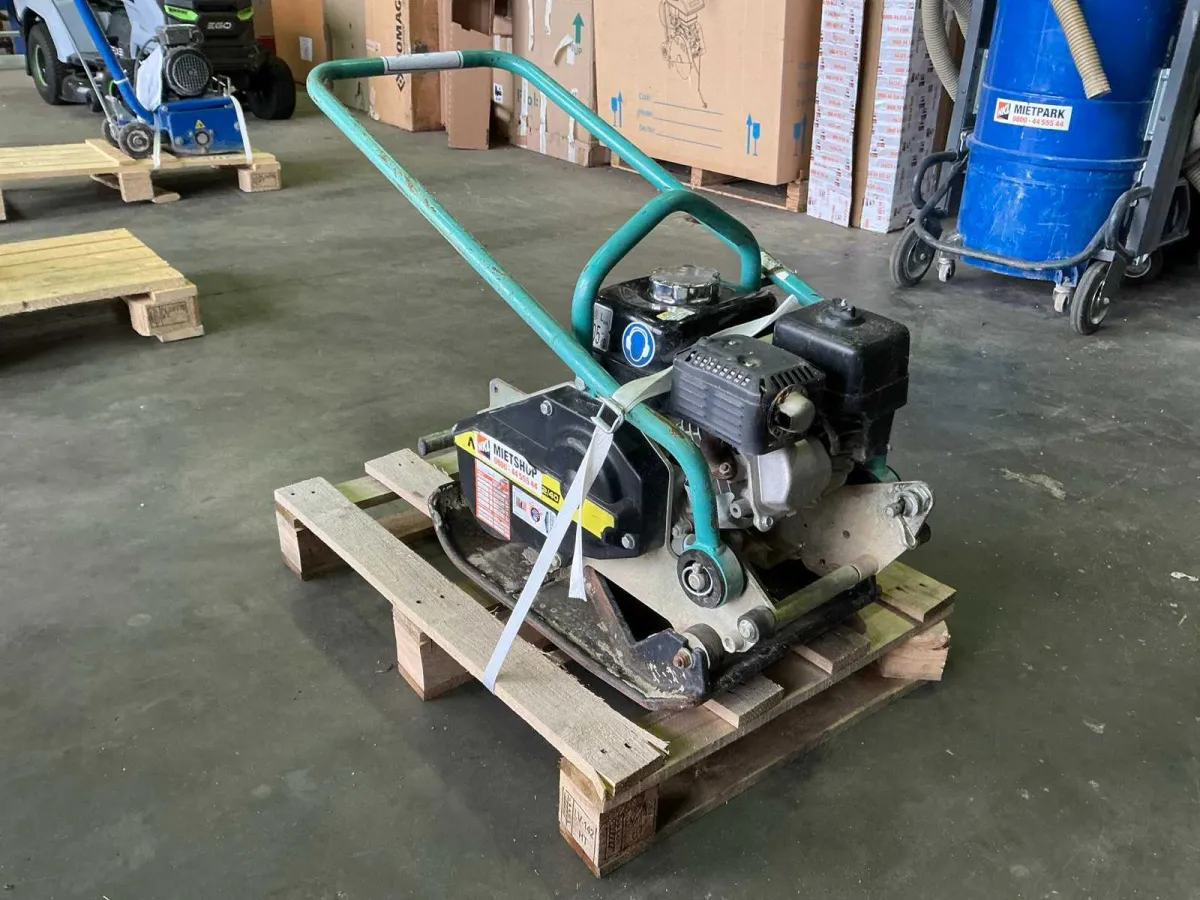 2021 - AMMANN - APF 12/40 - Plate Compactor