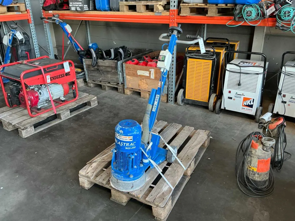 BLASTRAC - BGS 250 - 2016 - Concrete milling machine