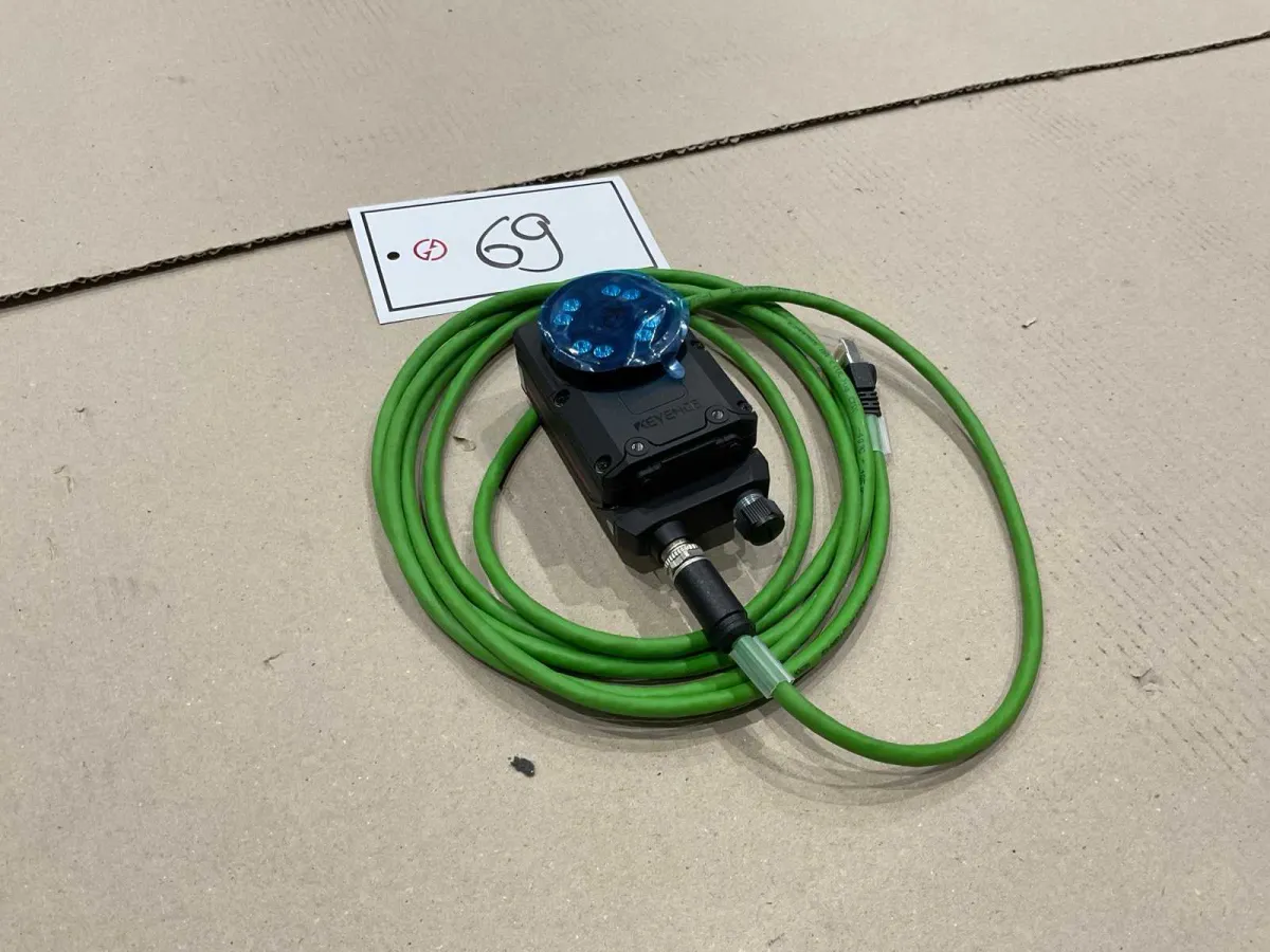 KEYENCE - IV3-500CA - Vision Sensor