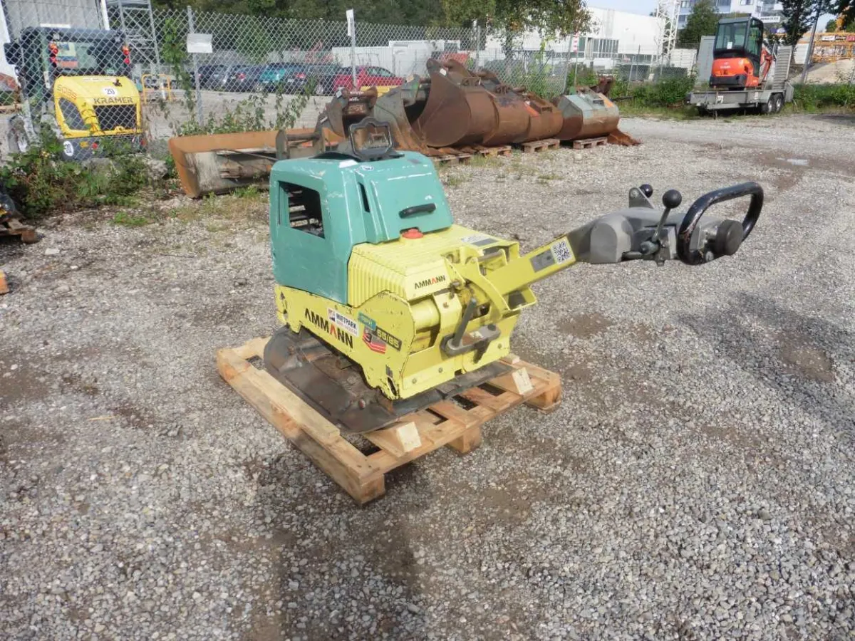 AMMANN APH 60/85 Vibrationsplatte