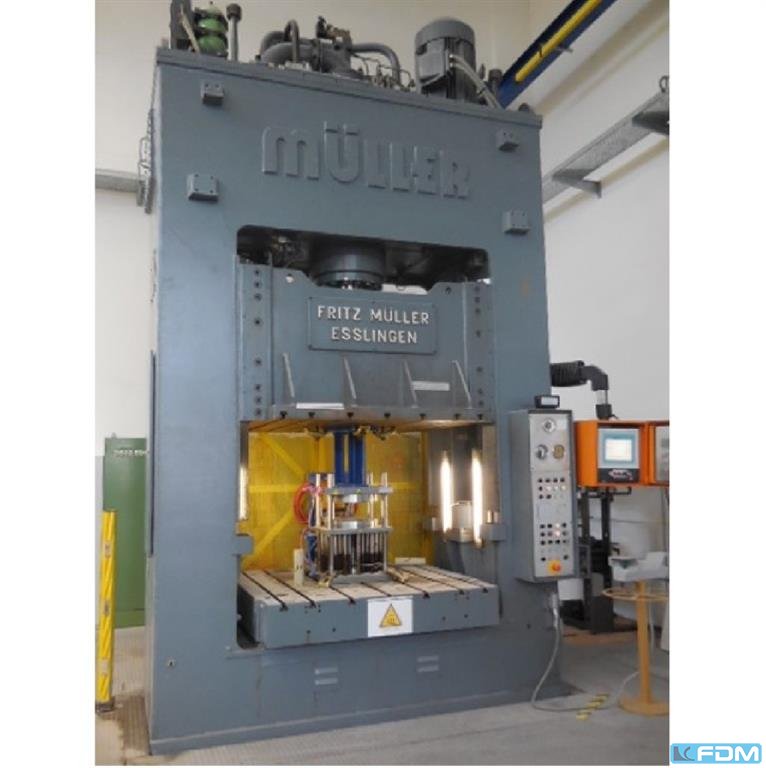 MUELLER ZE 315-16.24.1 (CE) hydraulische Doppelständer (zieh) presse