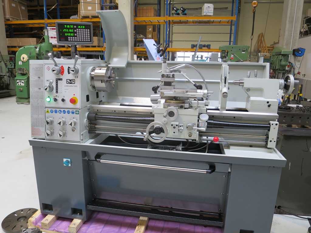 UWM 400 X 1000 DRO Leit- und Zugspindeldrehmaschine