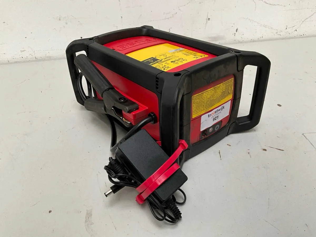 Fuse Startzilla 9024 XT Booster / Starthilfe