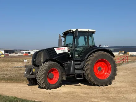 2009 CLAAS AXION 820 C-MATIC Ackerschlepper / Traktor – RESALE