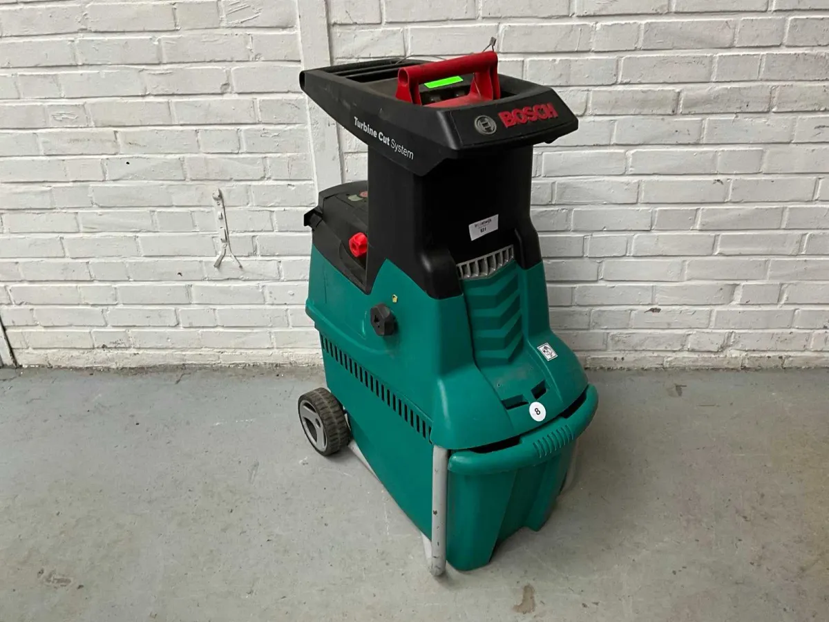 Bosch AXT 25 TC Holzhäcksler