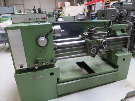 WEILER COMMODOR Leit- und Zugspindeldrehmaschine – RESALE