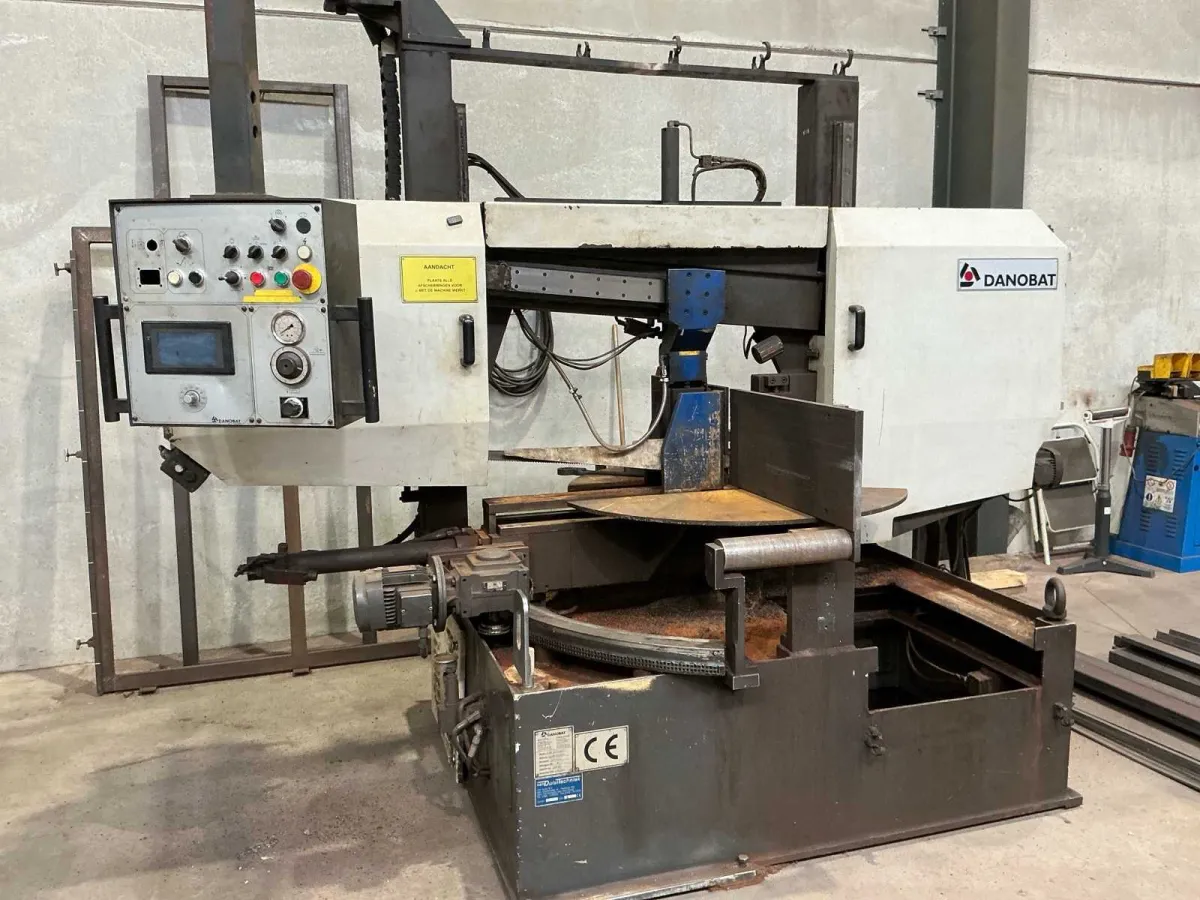 2004 Danobat CPI54/40DIF Metall-Horizontalbandsägemaschine