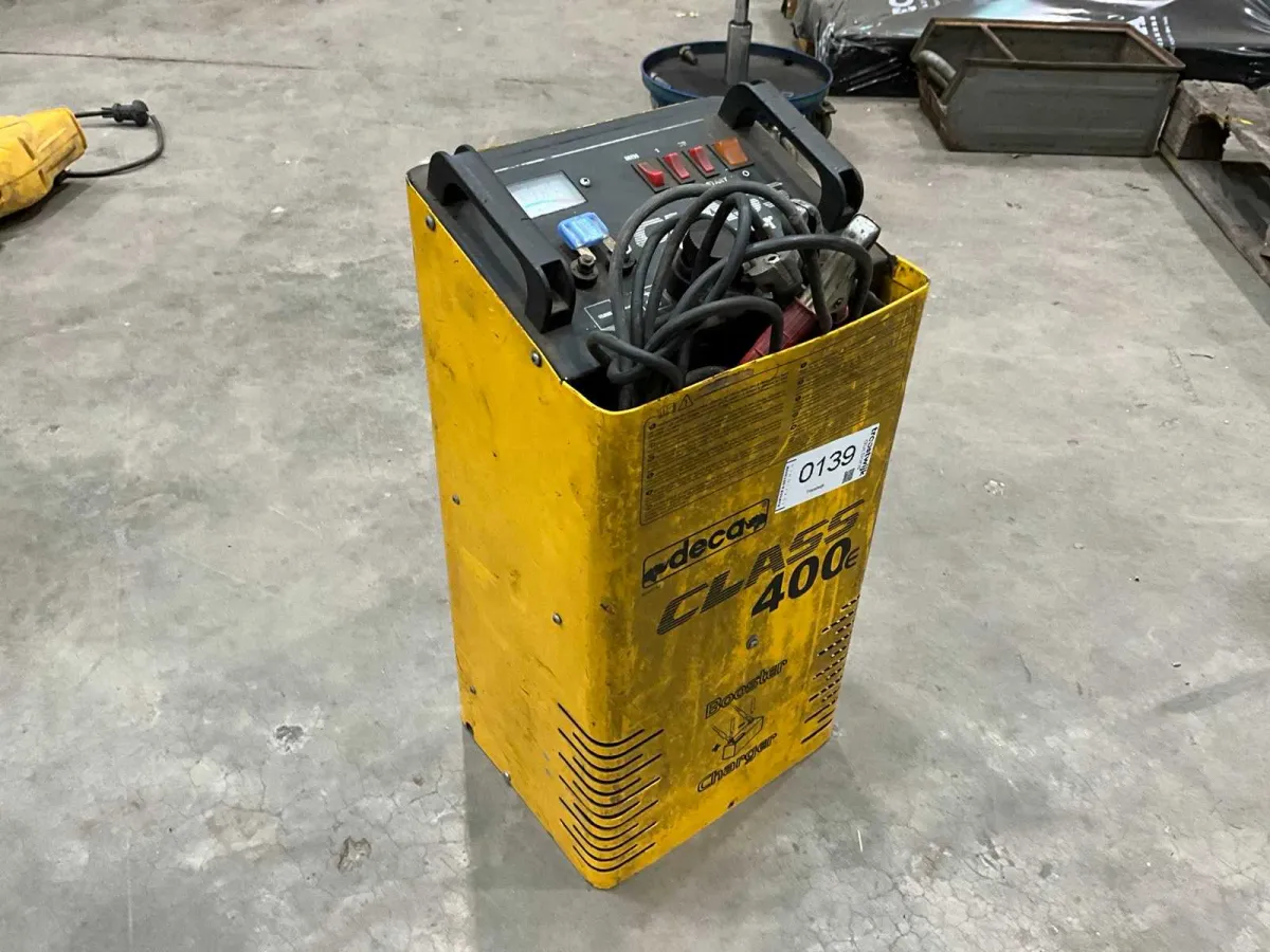 Deca Class 400E Launch Booster