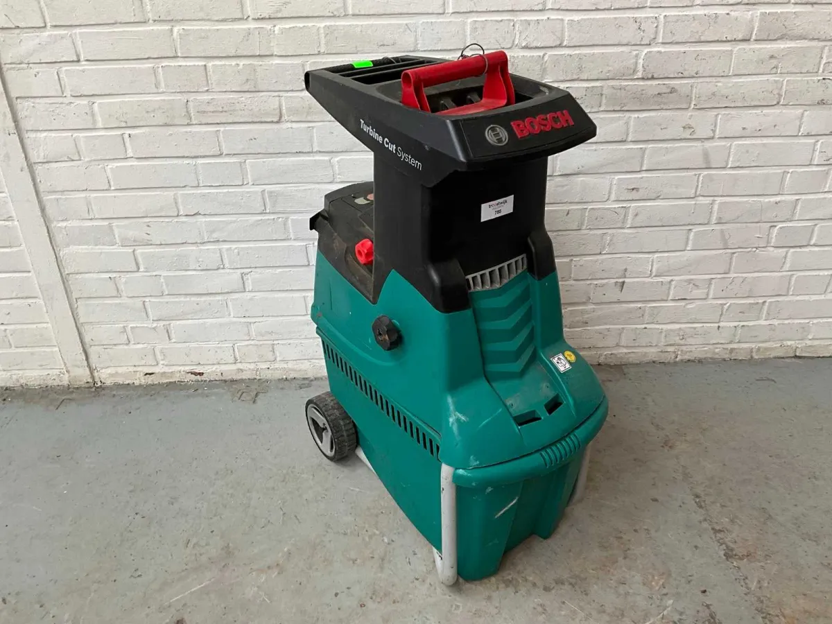 2019 Bosch AXT 25 TC Holzhäcksler