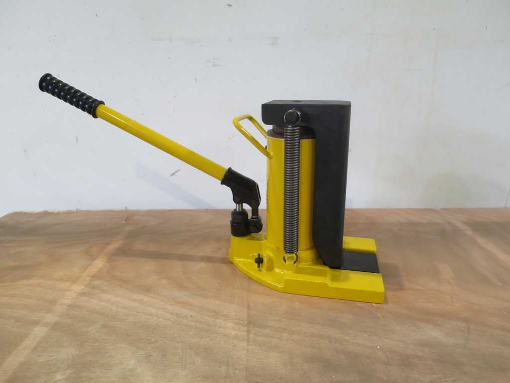 LIFTER 10T Machine Jack